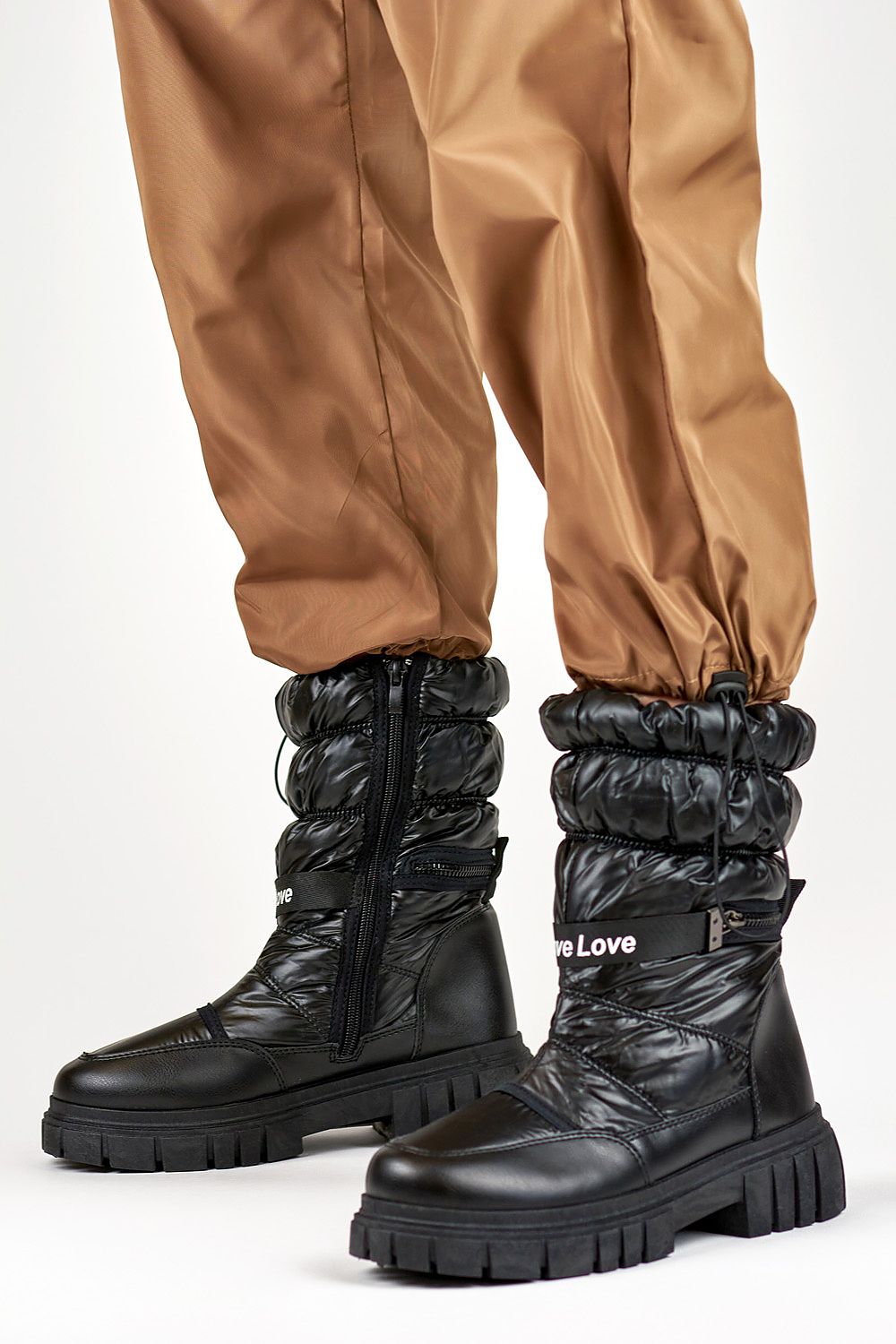 Moon boots model 192008 PRIMO