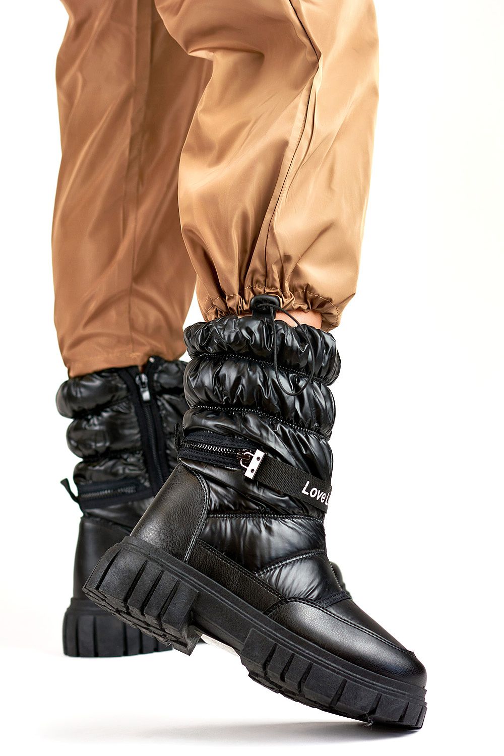 Moon boots model 192008 PRIMO