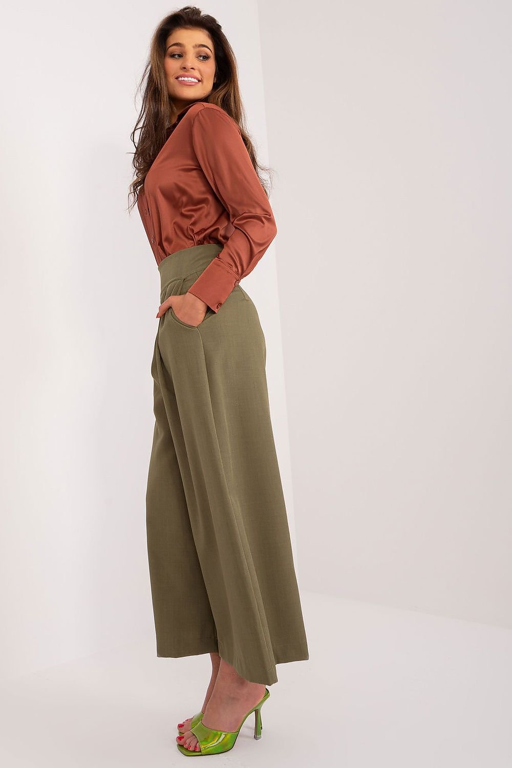 Pantaloni de damă model 192507 Italy Moda