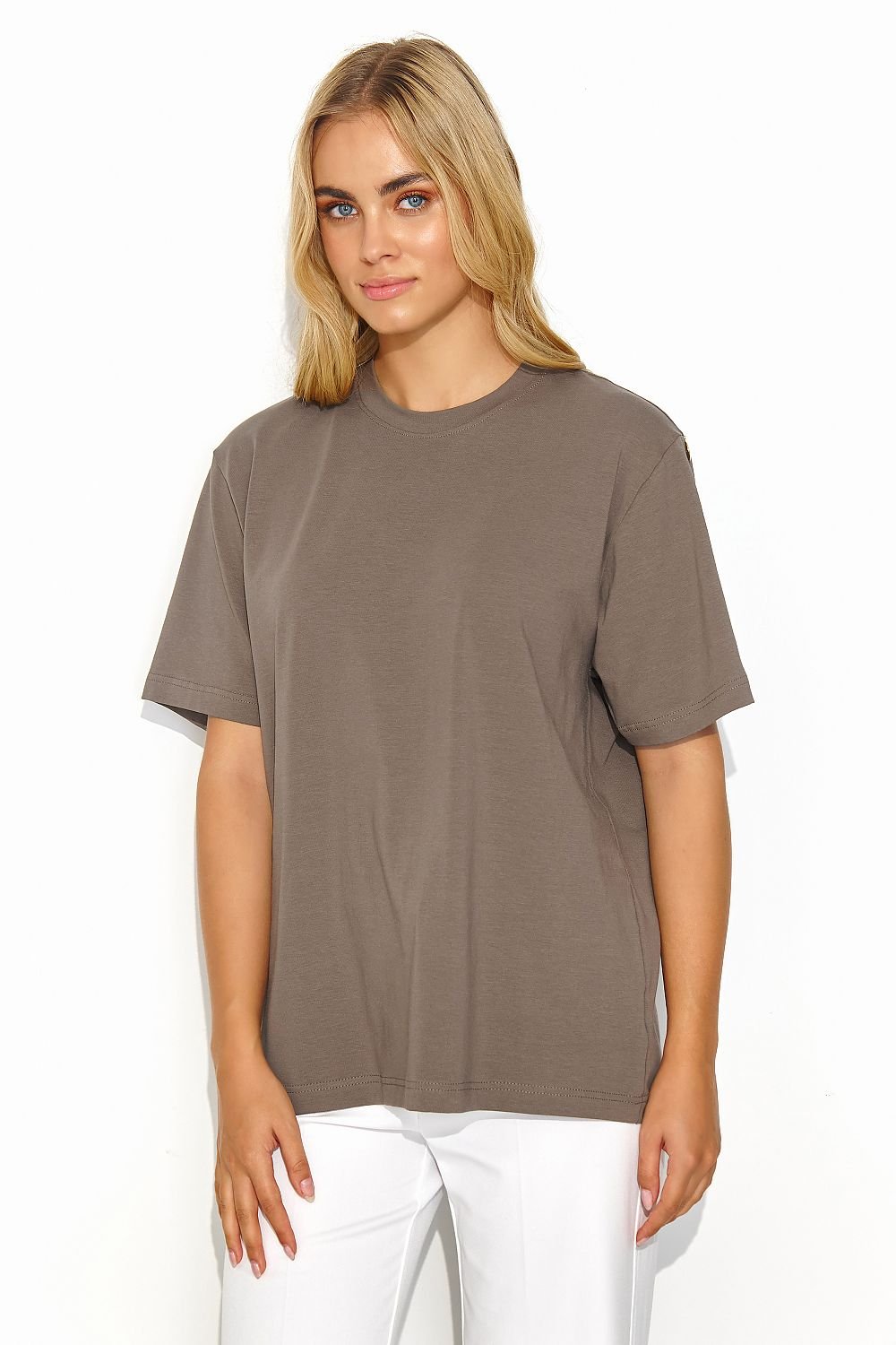 Tricou model 192965 Makadamia