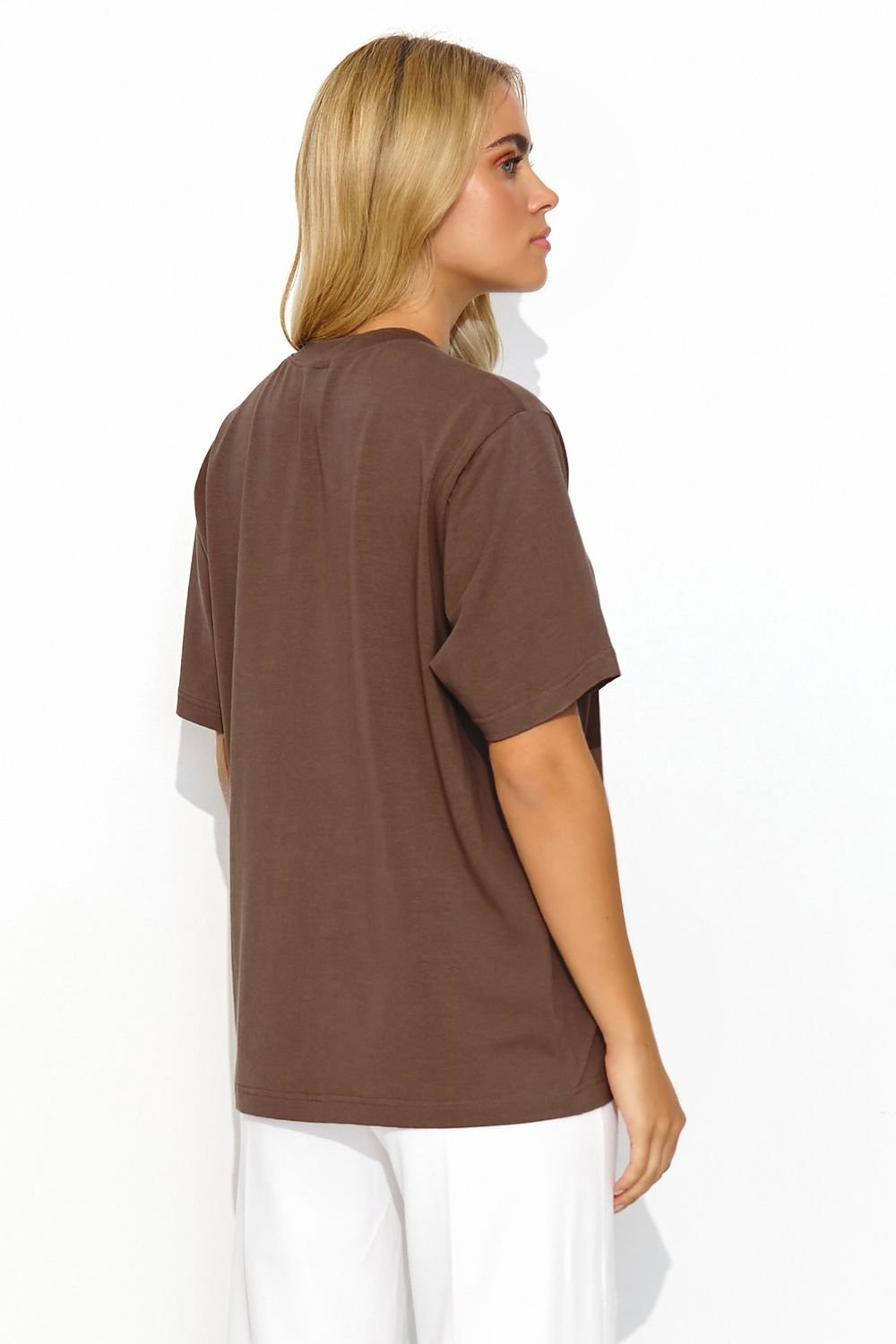 Tricou model 192965 Makadamia