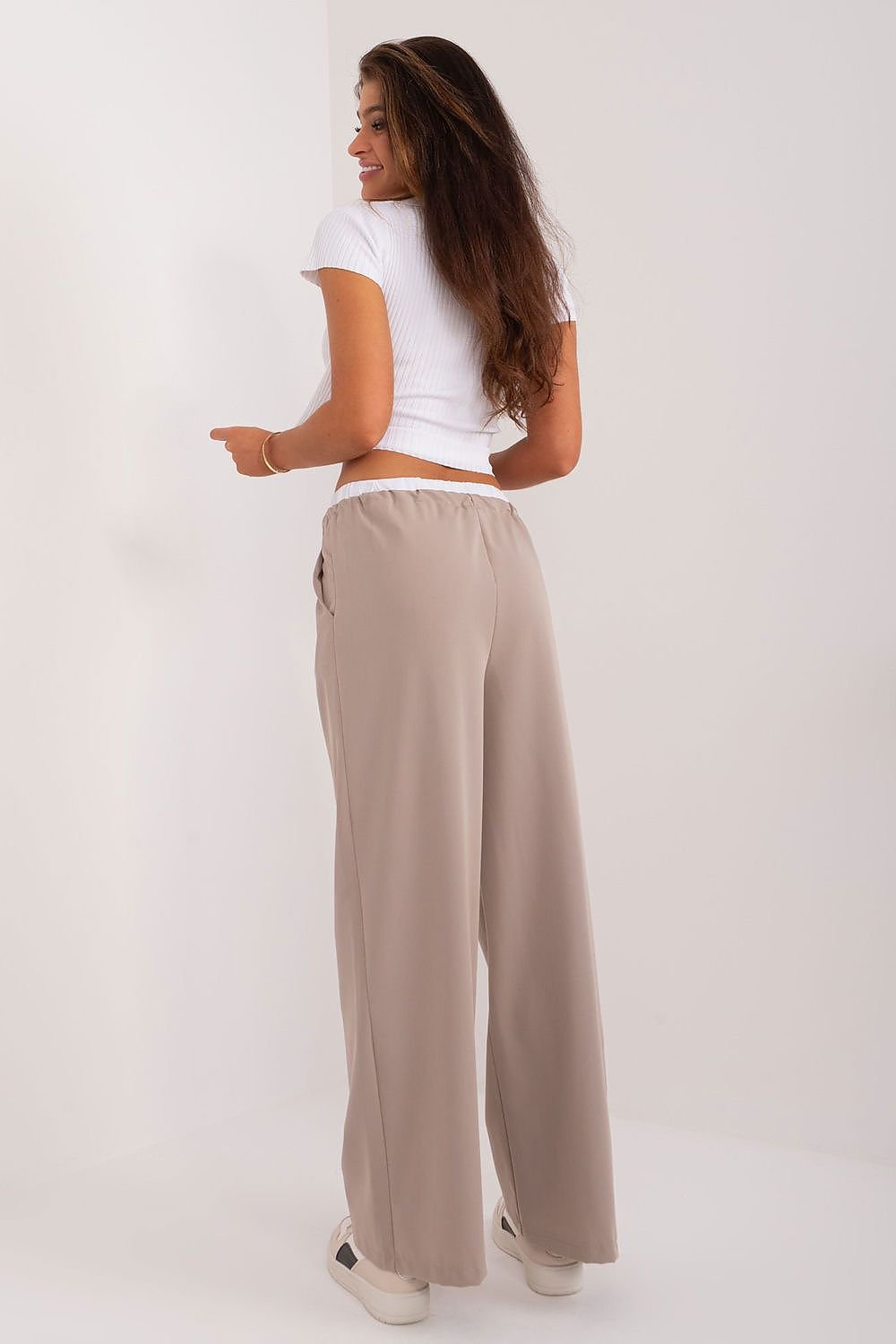 Pantaloni de damă model 196178 Italy Moda