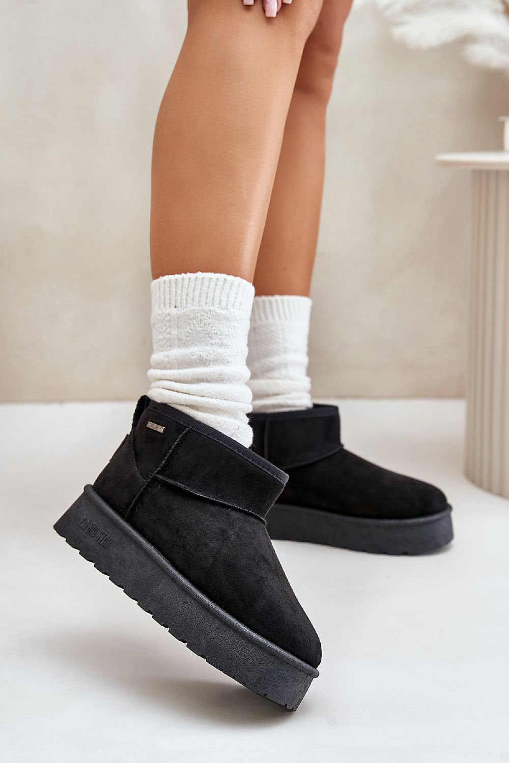 Moon boots model 202618 Step in style