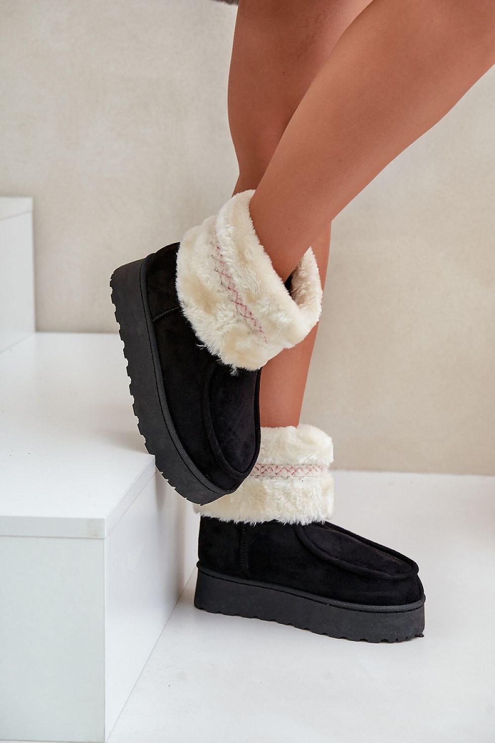 Moon boots model 203562 Step in style