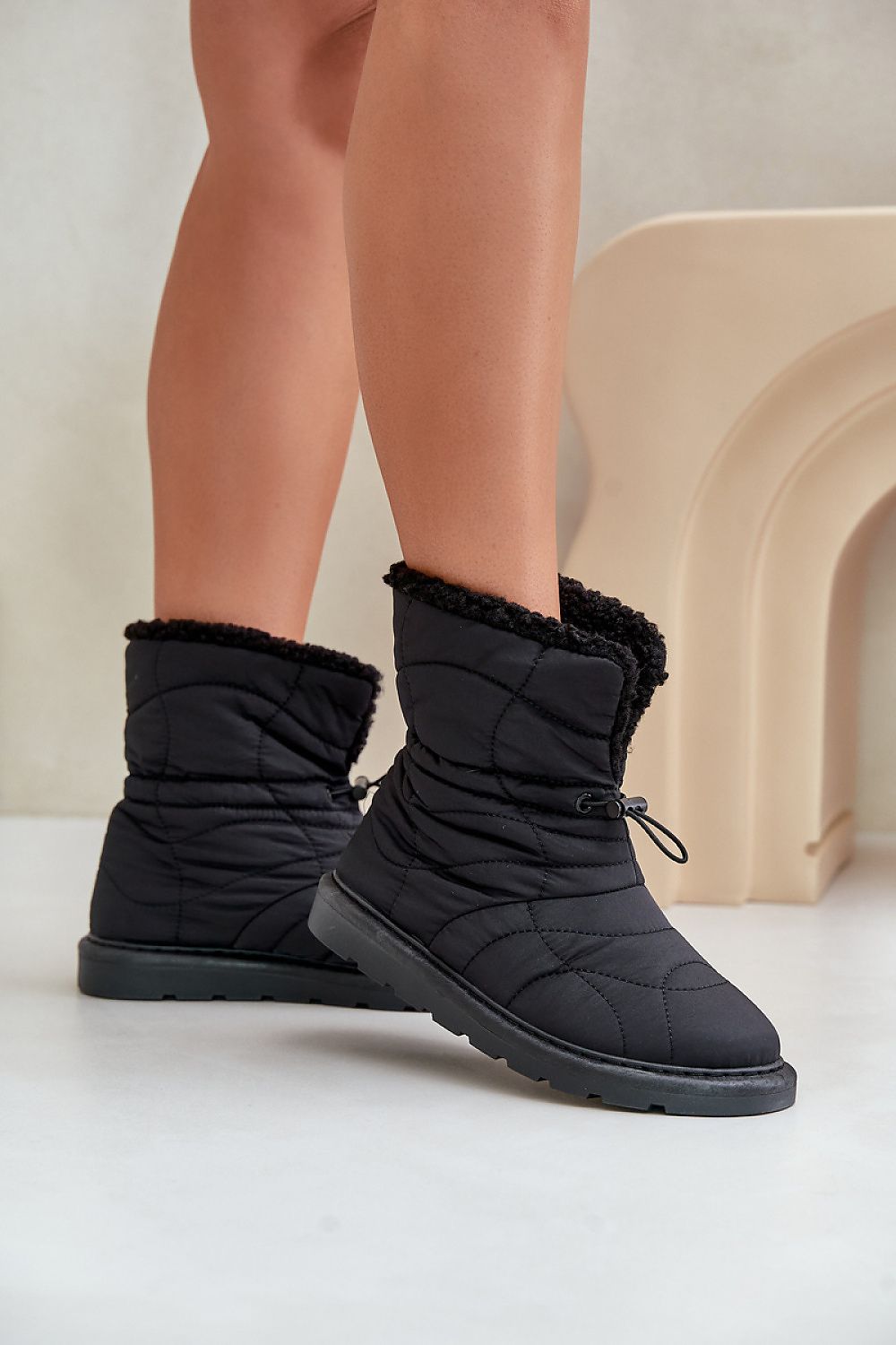 Moon boots model 203581 Step in style