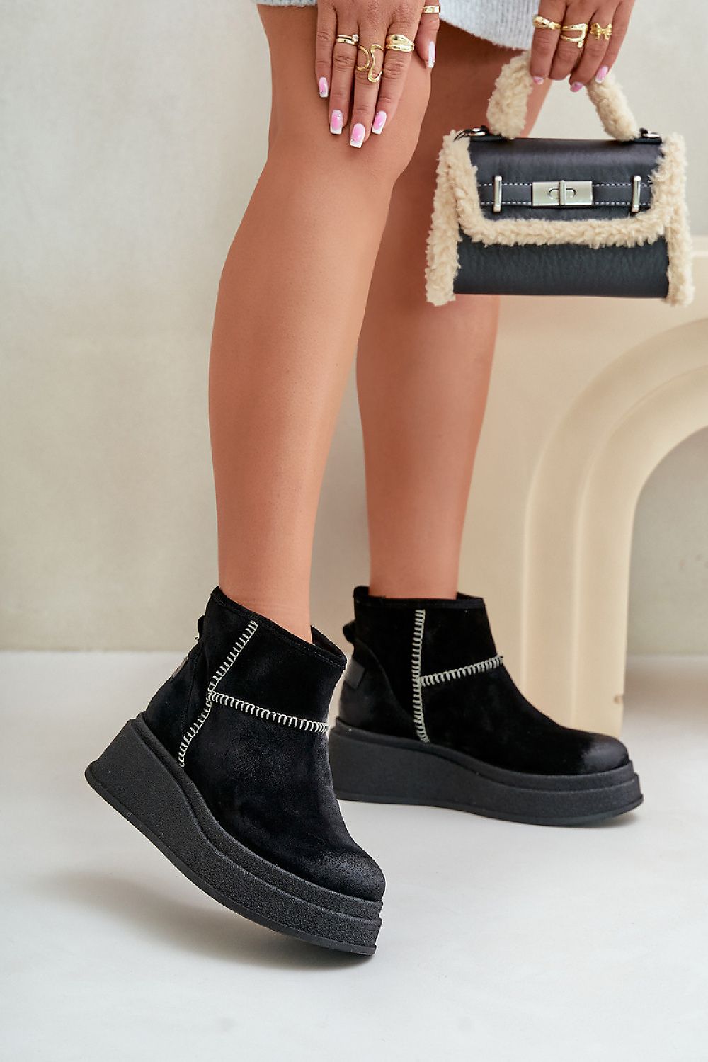 Moon boots model 203577 Step in style