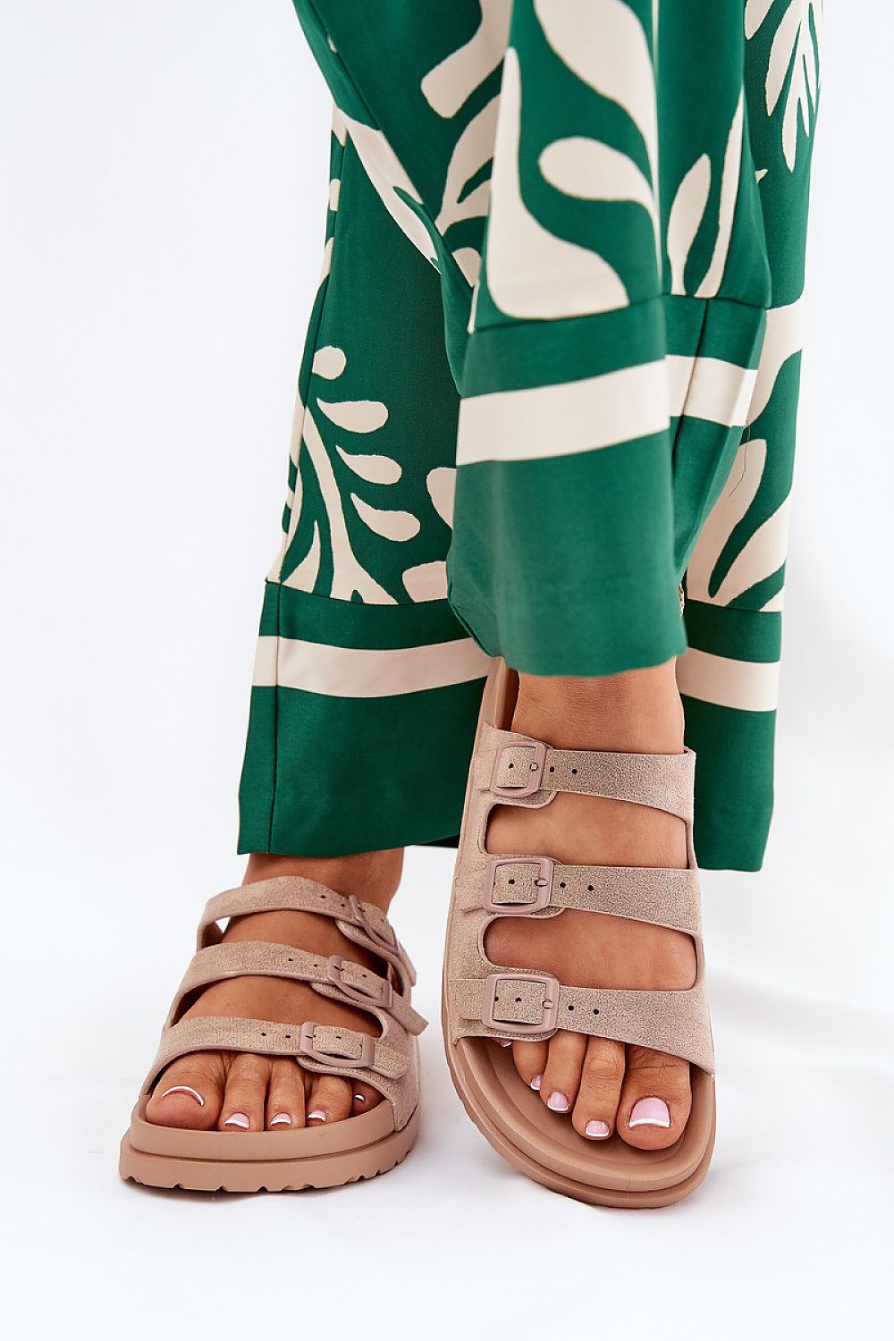  Şlapi model 212148 Step in style 