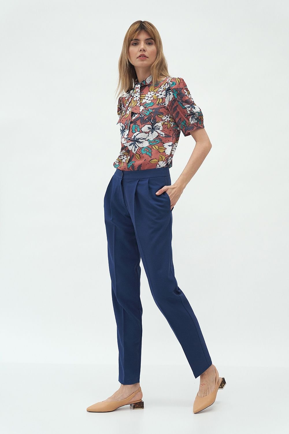 Pantaloni de damă model 152541 Nife