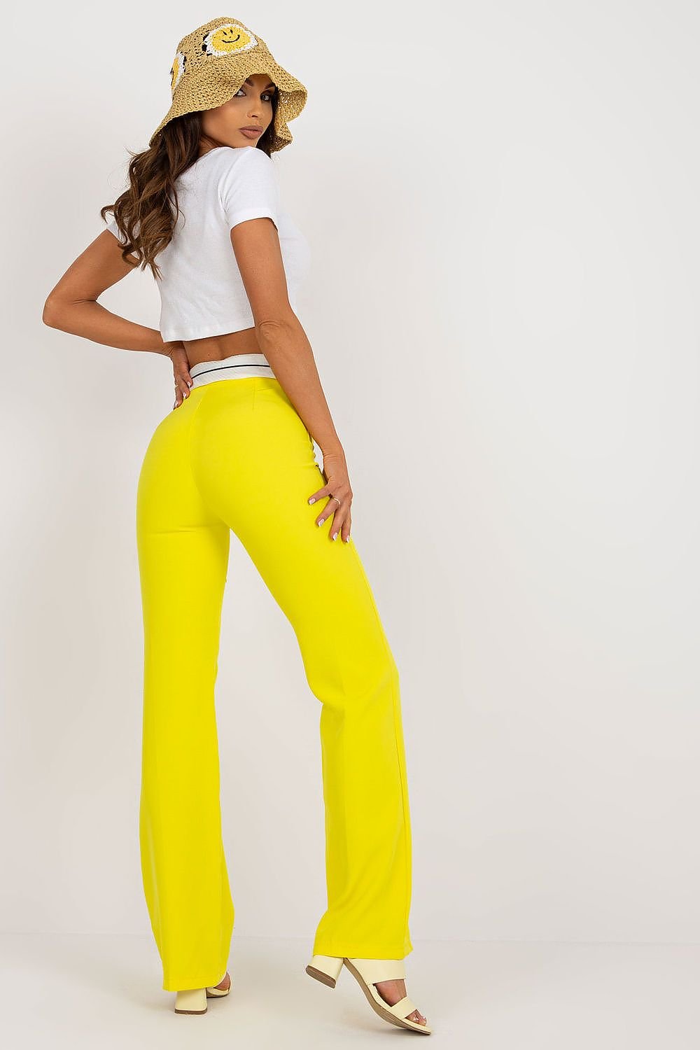 Pantaloni de damă model 179705 Italy Moda